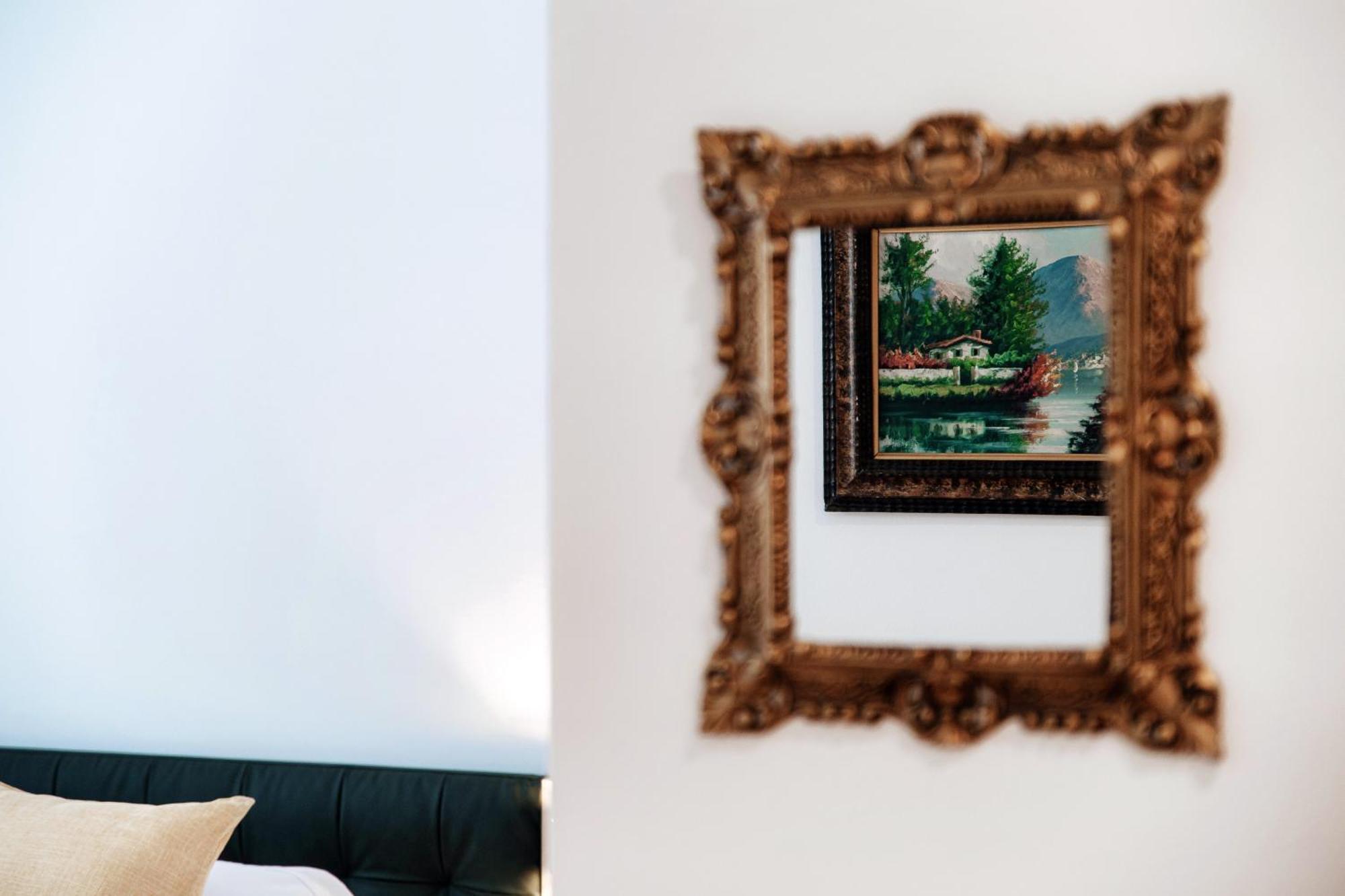 Guesthouse Lake'S Vibes - The House Of Travelers โกโม ภายนอก รูปภาพ